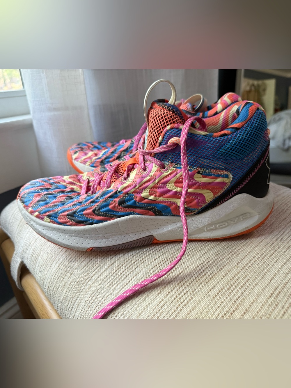 Under Armour HOVR Havoc 5 Clone Glow Basketball Shoe Men's 9.5 Women's 11